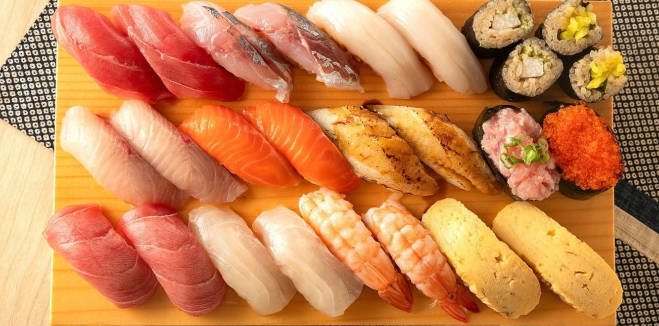 歓迎会はおいしい寿司の食べ放題で盛り上がろう | 全席個室 鮨やハレの日 KITTE博多店